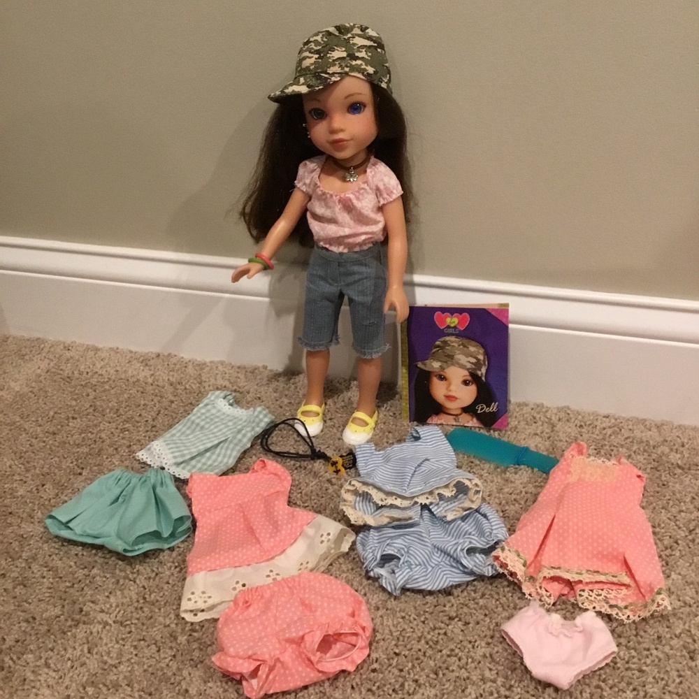 Playmate Hearts for Hearts 14” Doll Dell from USA plus outfits
